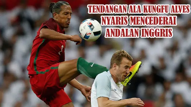 Bruno Alves diganjar kartu merah setelah aksi tendangan mautnya di udara nyaris mencederai kepala Harry Kane pada laga persahabatan Inggris vs Portugal di Stadion Wembley, Kamis (2/6/2016).