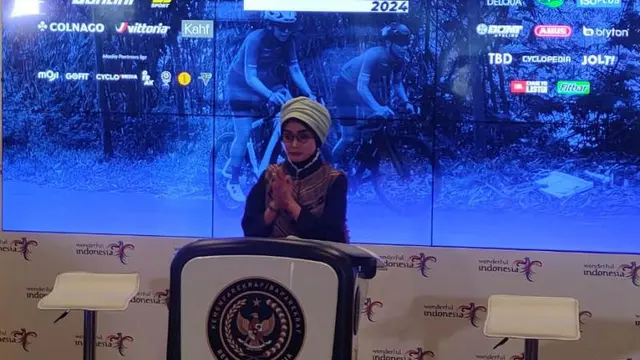 Adyatama Kepariwisataan dan Ekonomi Kreatif Ahli Utama Kemenparekraf Nia Niscaya dalam Weekly Press Briefing, Senin, 10 Juni 2024.  (Liputan6.com/Henry)