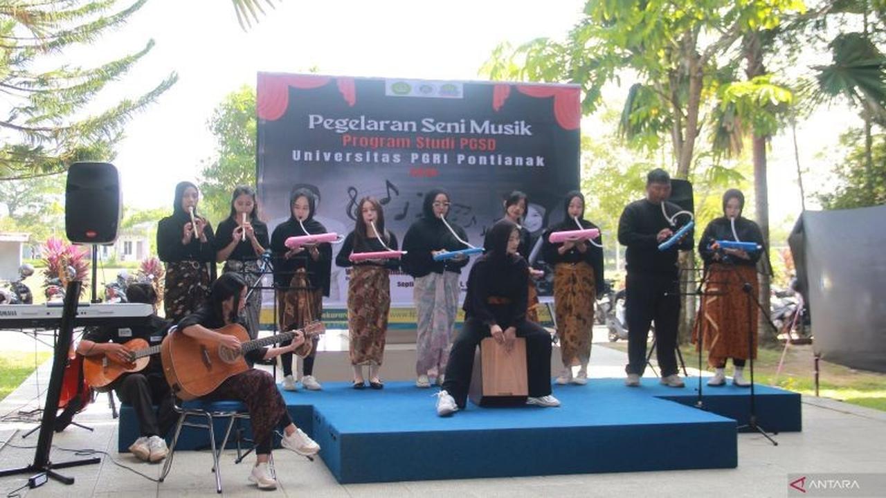Unjuk Kreativitas Seni Mahasiswa PGSD Universitas PGRI Pontianak dalam Pagelaran Musik