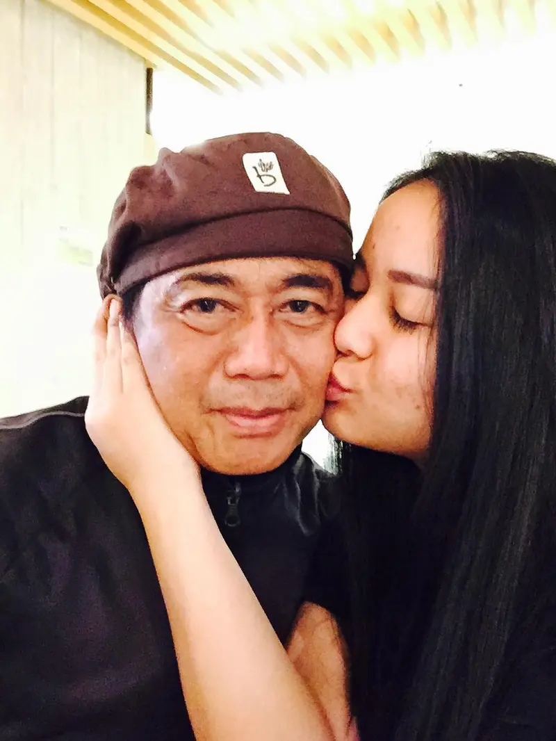 Memo Sanjaya dan Juwita Bahar (https://www.instagram.com/p/BL16Q0tFe2x/)