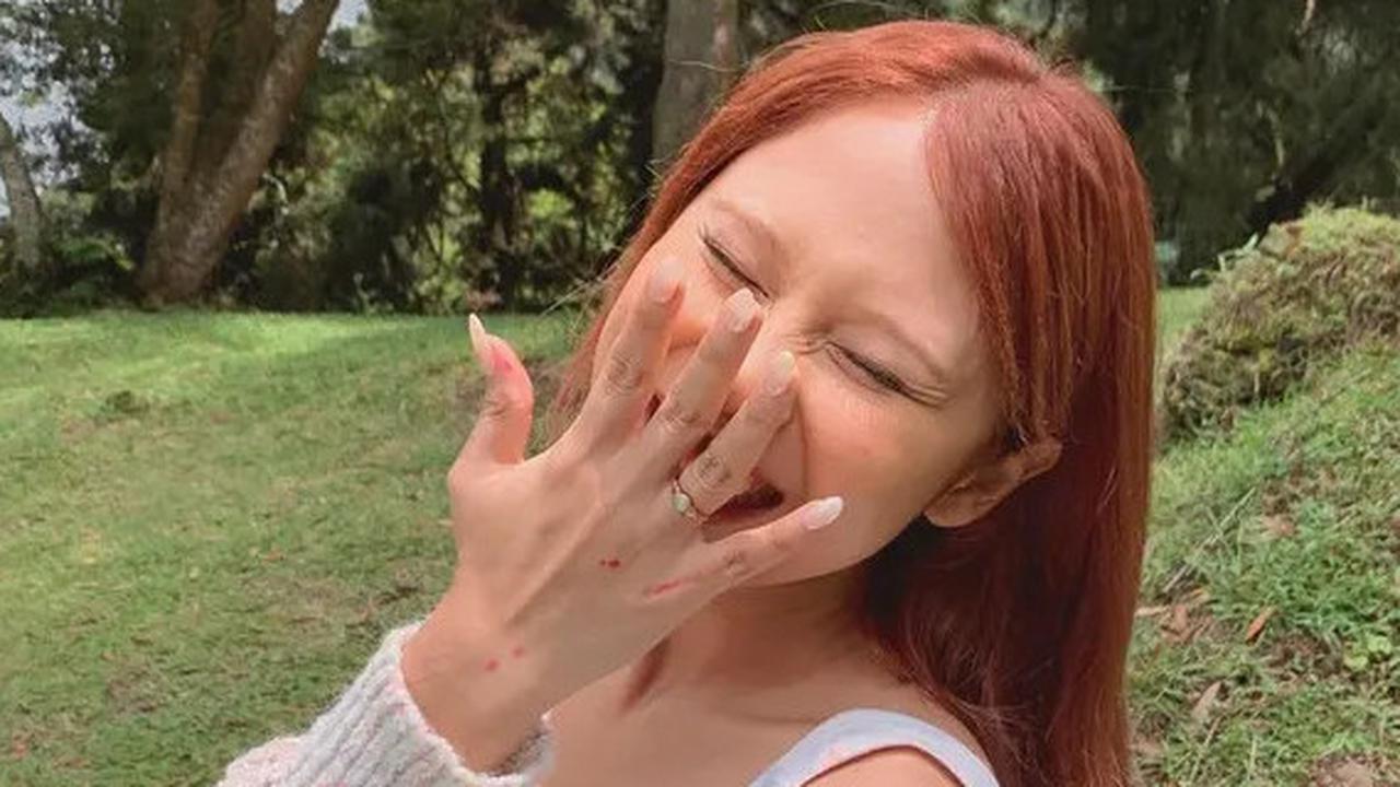 5 Kisah Artis Wanita yang Dilamar Tahun Ini Usai Lama Jalin Romansa, Nadin Amizah Terbaru