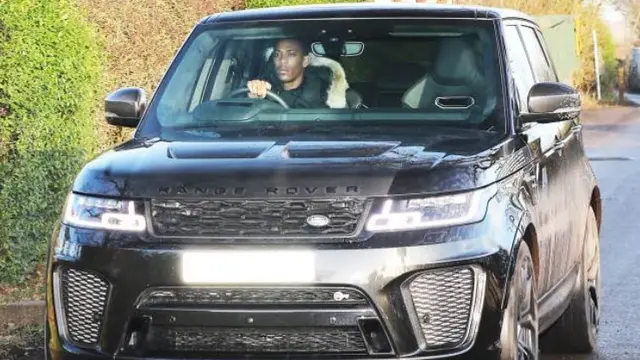 Range Rover SVR jadi pilihan Anthony Martial