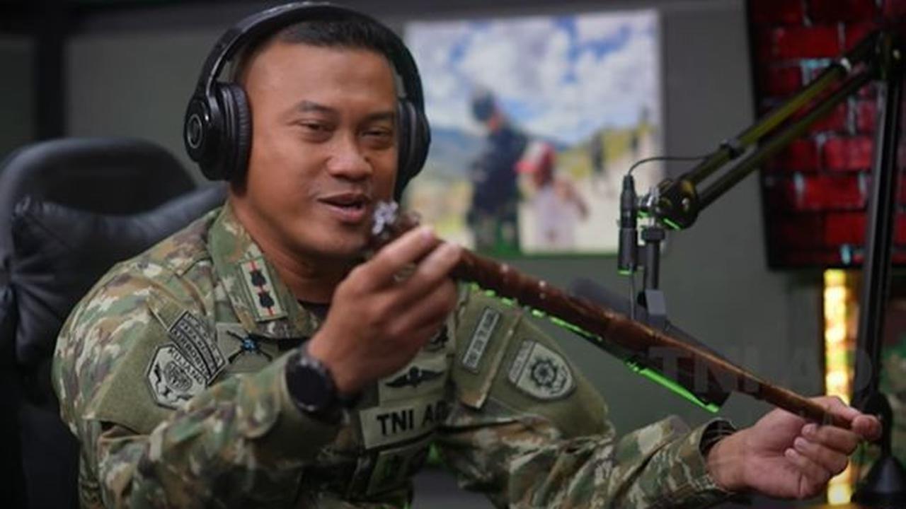 Tongkat tersebut diberi nama Tope Sonowi Koa dengan filosofi yang tak main-main.