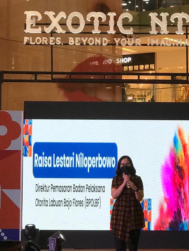 Direktur Pemasaran Badan Pelaksana Otorita Labuan Bajo Flores (BPOLBF) saat menyampaikan sambutan dalam acara Pameran Exotic NTT di main atrium Gandaria City, Jakarta Selatan pada 15-17 Oktober 2021.