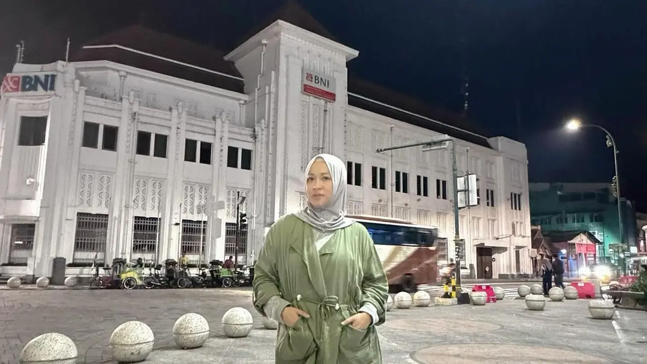 Top 3: Potret Oki Asgutina Saat Berlibur di Yogyakarta