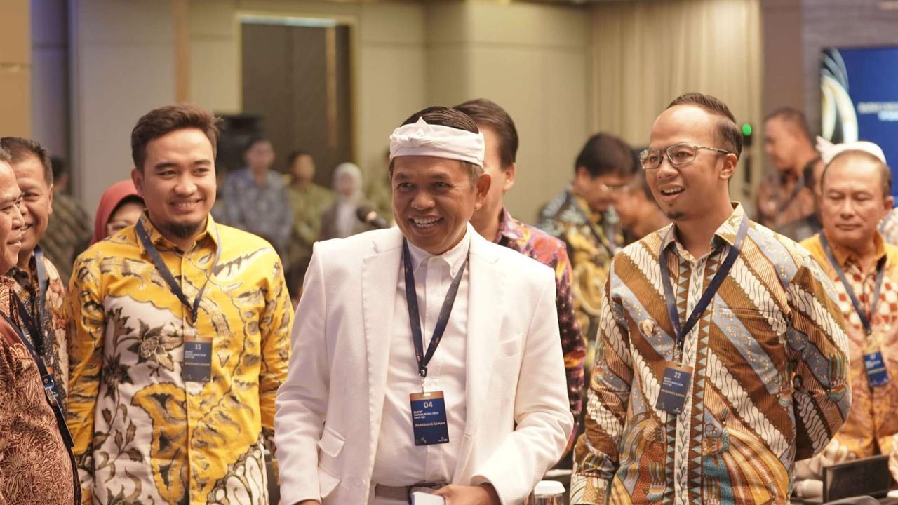 Gubernur Jawa Barat Dedi Mulyadi rombak total pejabat Bank BJB