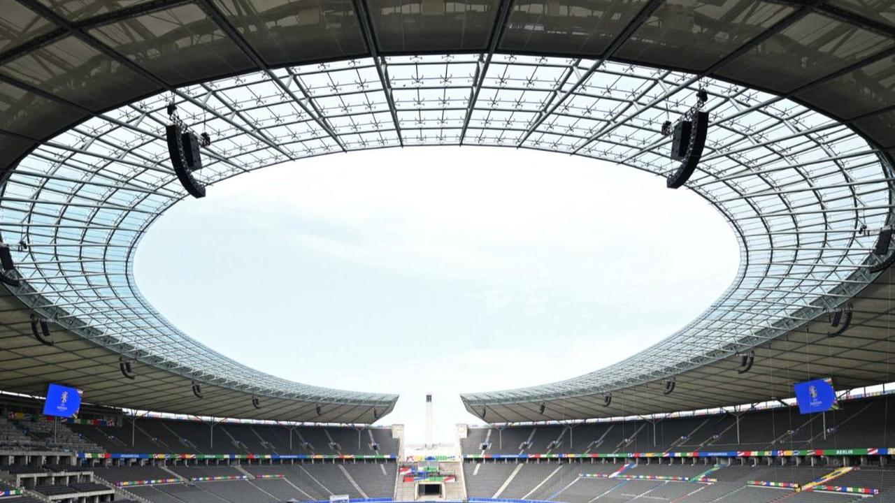 Pemandangan bagian dalam Olympiastadion Berlin di Berlin, Jerman,&nbsp; menjelang Euro 2024, pada 7 Juni 2024. Perhelatan Euro 2024 akan digelar di Jerman pada 15 Juni hingga 15 Juli mendatang. Olympiastadion Berlin menjadi salah satu stadion yang akan di