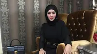 Tiara Dewi mulai tampil berhijab? [foto: instagram/tiaradewireal]