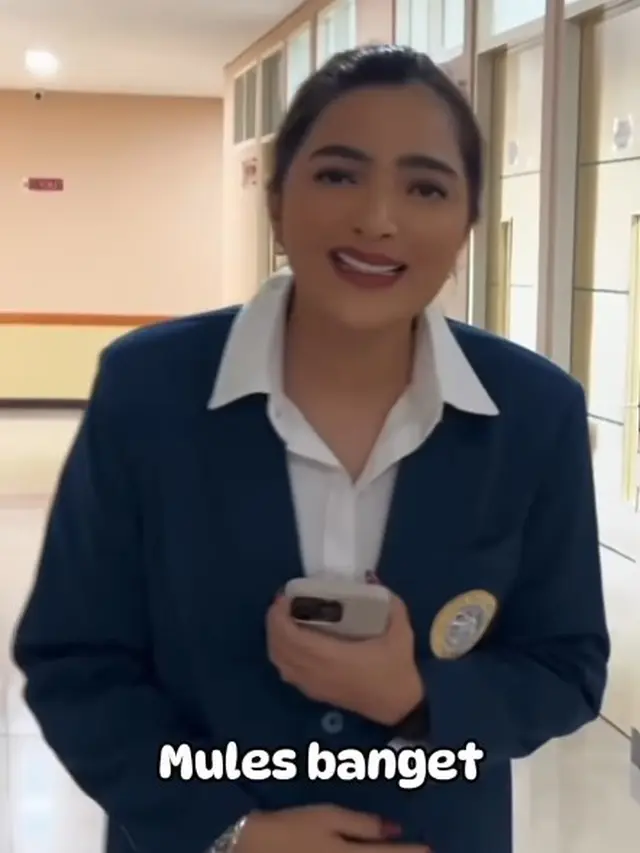 Ashanty saat sidang proposal disertasi (Instagram/ashanty_ash)