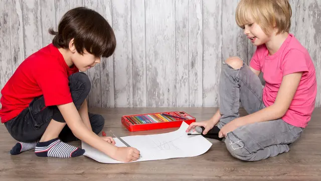 Stop Bilang “Anak Pintar”, Ini Cara Memuji Anak yang Benar agar Percaya Diri Tumbuh dari Dalam