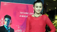 Syuting di Hong Kong, Kimberly Ryder Boyong Keluarga