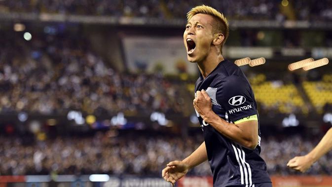 Kapten Melbourne Voctory, Keisuke Honda, saat merayakan gol di A-League. (AFP/William West)