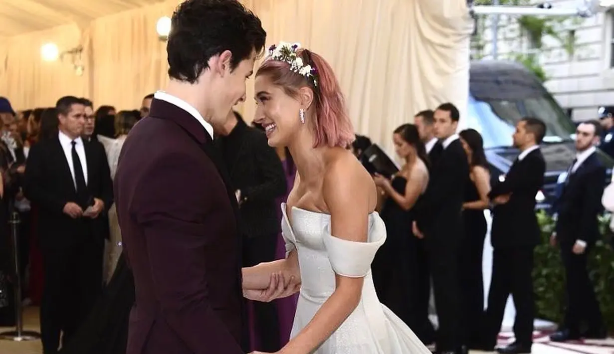 Dilansir dari AceShowbiz, Shawn bahkan merasa geli dengan pemberitaan yang mengatakan mereka berdua berpacaran. (instagram/shawnmendes)