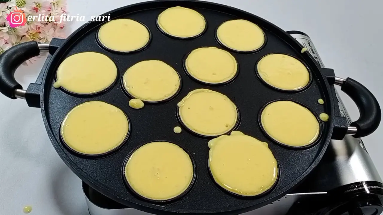 Fakta Unik Kue Lumpur Bakar, Kudapan Tradisional Sidoaro Menggugah Selera