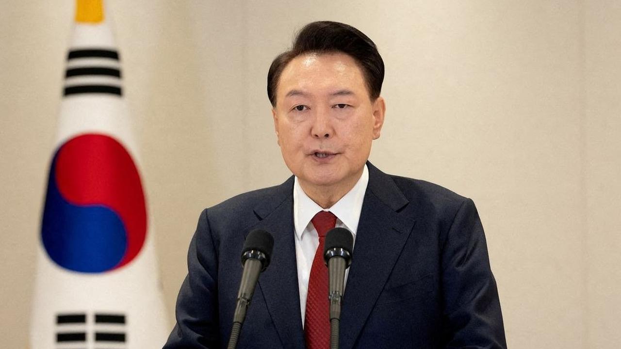 Ajudan Presiden Korsel Yoon Suk Yeol Mengajukan Pengunduran Diri Massal
