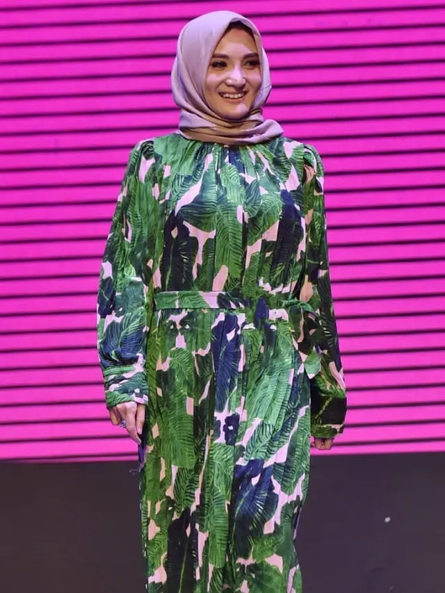 Potret Cantik Kiki Amalia Saat Kenakan Hijab (sumber: instagram/@kikiamaliaworld)