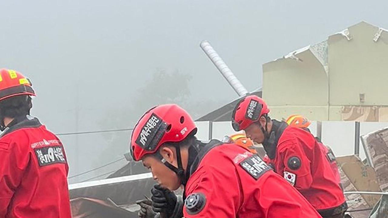 Jumlah korban akibat bencanan ini dilaporkan terus bertambah dari sebelumnya 22 orang kini menjadi 26 orang tewas dengan 10 orang lainnya masih dalam proses pencarian tim penyelamat.