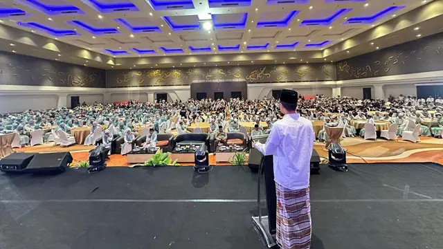 Pesantren Bina Insan Mulia 1 dan Pesantren VIP Bina Insan Mulia 2 mengadakan wisuda program Tahfidz al-Quran "Bimaku" di Saphire Ballroom, Aston Hotel & Convention Center, 28-29 Juni 2025 (Istimewa)
