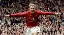 Gelandang fenomenal, David Beckham, berada di posisi 10 dalam daftar pencetak gol terbanyak MU di kancah Eropa dengan 15 gol. (AFP Photo/Paul Barker)