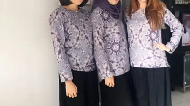 Gugat Cerai, Ini 6 Potret Kebersamaan Nita Thalia dan Istri Pertama Suami
