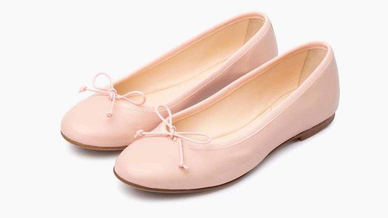 Flat Shoes: Pilihan untuk Pribadi Praktis dan Ramah