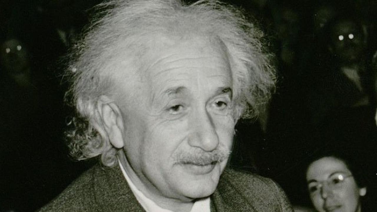 Begini Cara Einstein Mendeskripsikan tentang Tuhan dalam Sebuah Surat