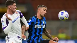 Aleksandar Kolarov. Pemain berusia 36 tahun yang kini memasuki musim kedua bersama Inter Milan ini total mengoleksi 34 gol. Gol-gol dicetaknya bersama Lazio, Manchester City, dan AS Roma. Belum satu gol pun dicetaknya untuk Inter Milan dalam 10 laga di Serie A dalam dua musim. (AFP/Miguel Medina)