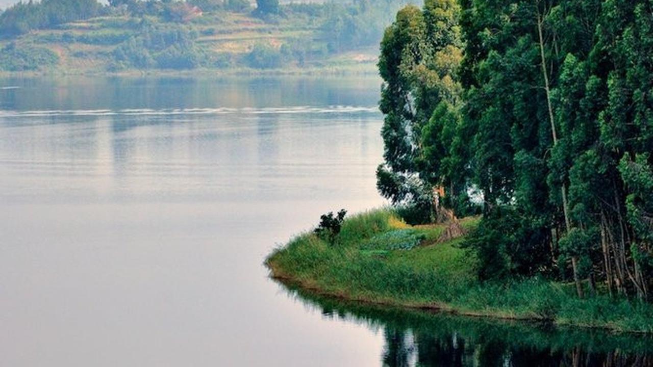 Danau Bunyonyi, Uganda © Wikimedia Commons/Rod Waddington