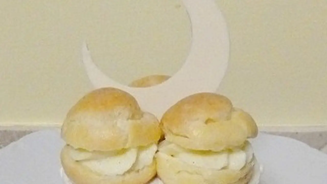 Kue-kue yang Terinspirasi Karakter Sailor Moon