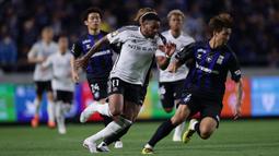 Marinos memiliki modal berharaga untuk mengkudeta puncak klasemen J League. Penyerang andalan mereka, Anderson Lopes sedang dalam performa yang fenomenal dengan tambahan dua gol yang ia cetak pekan lalu saat melawan Avispa Fukuoka. Pemain berkebangsaan Brasil tersebut kini sudah mengoleksi sembilan gol dan hanya kalah satu gol dari top skor sementara J1 League, Yuya Osako (Vissel Kobe). (Dok. J League)