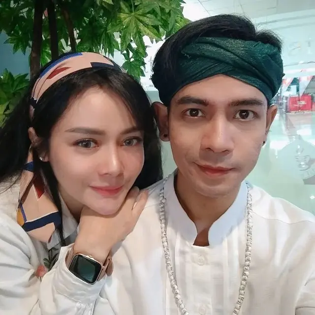 Sempat Dikabarkan Pacaran, Ini 6 Potret Mawar AFI dan Veri AFI dari Dulu hingga Kini