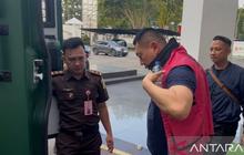 Kejati Jambi Kembali Tahan Koruptor Kredit Investasi Rp105 Miliar, Bengawan Kamto Masuk Lapas