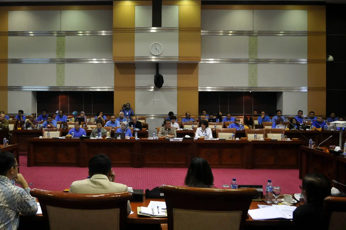20160418-DPR dan Kemenkominfo Rapat Bahas Izin Penyiaran di Indonesia-Jakarta