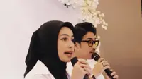 Sintya Marisca tampil santun saat bernyanyi dengan Abidzar (@sintyamarisca)