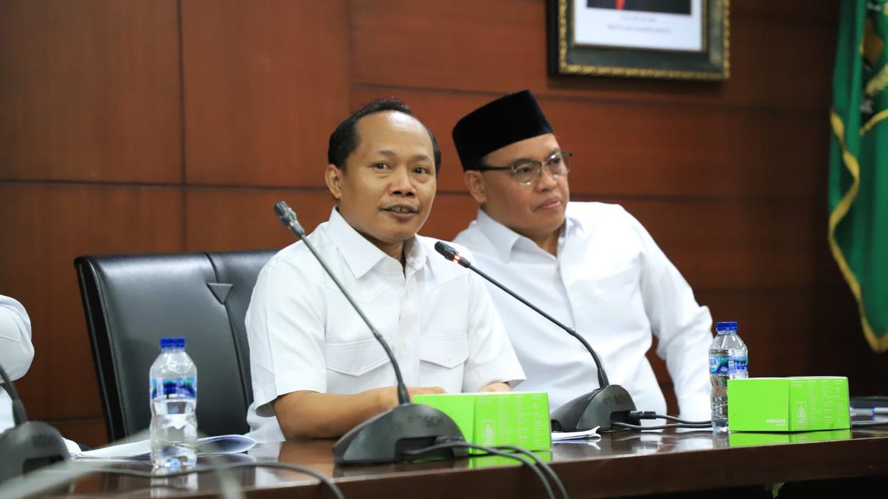 Juru Bicara (Jubir) Kementerian Agama (Kemenag) Sunanto menilai butuh kajian lebih dalam untuk memasang chattra pada Candi Borobudur. (Istimewa)