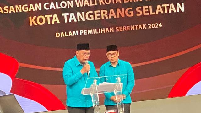 Pasangan nomor urut 1, Benyamin Davnie dan Pilar Saga Ichsan saat menyampaikan visi dan misi di debat Pilkada Kota Tangsel. (Liputan6.com/Pramita Tristiawati)