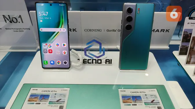 <p>Tecno Camon 40 Pro. (Liputan6.com/ Agustinus M. Damar)</p>