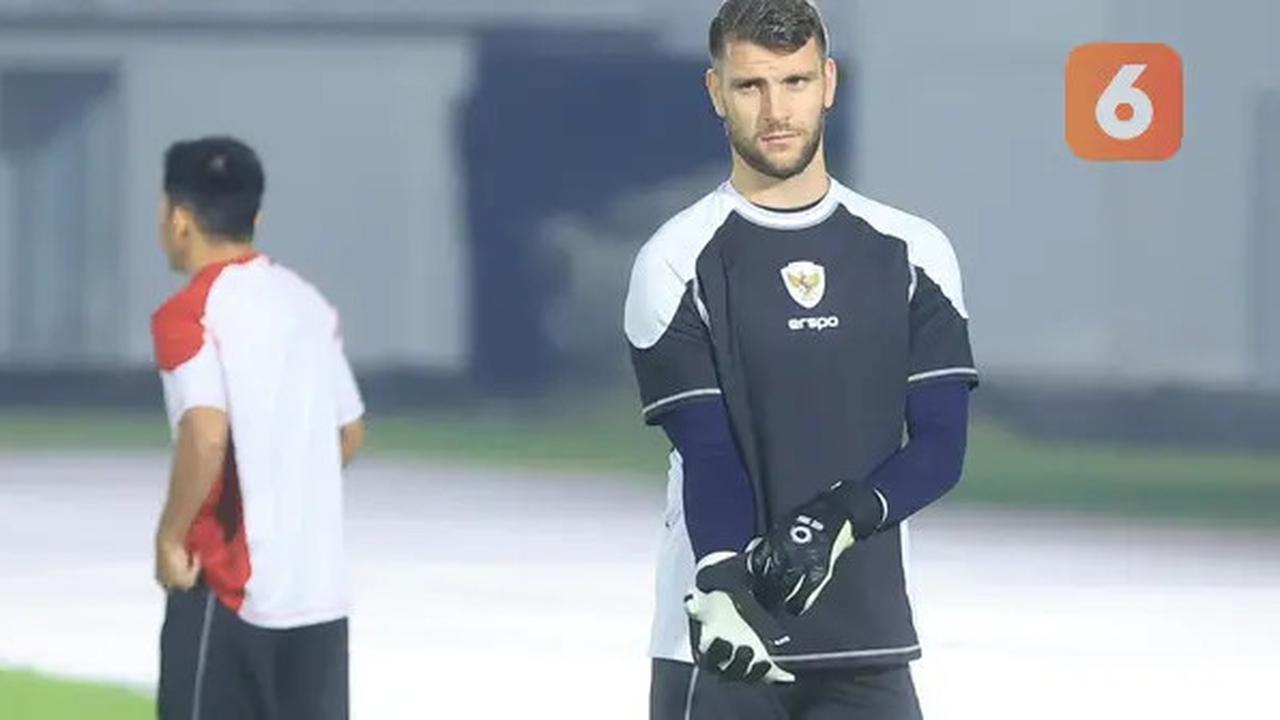 Kelakuan Random Maarten Paes, Nyanyi ‘Meet Ball Meet Ball Abang Tukang Bakso’