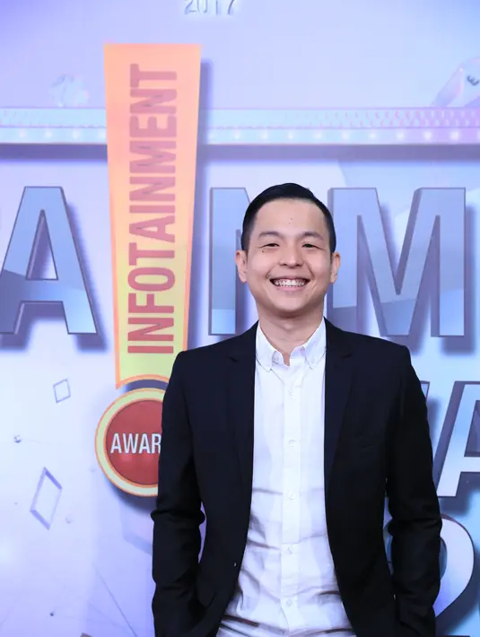 "Kalau seumur hidup nggak tahu, beberapa tahun ke depan akan buat komedi," ujar Ernes yang tetap menyelipkan pesan positif dalam film-filmnya. Begitu juga dengan film terbarunya. (Adrian Putra/Bintang.com)