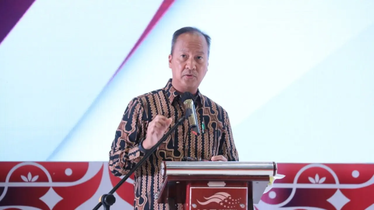 Menteri Perindustrian Agus Gumiwang Kartasasmita pada talkshow “Peningkatan Penggunaan Produk Dalam Negeri dalam Belanja Pengadaan Barang/Jasa Melalui Program Sertifikasi TDKN” di Tangerang, Selasa (29/11/2022)