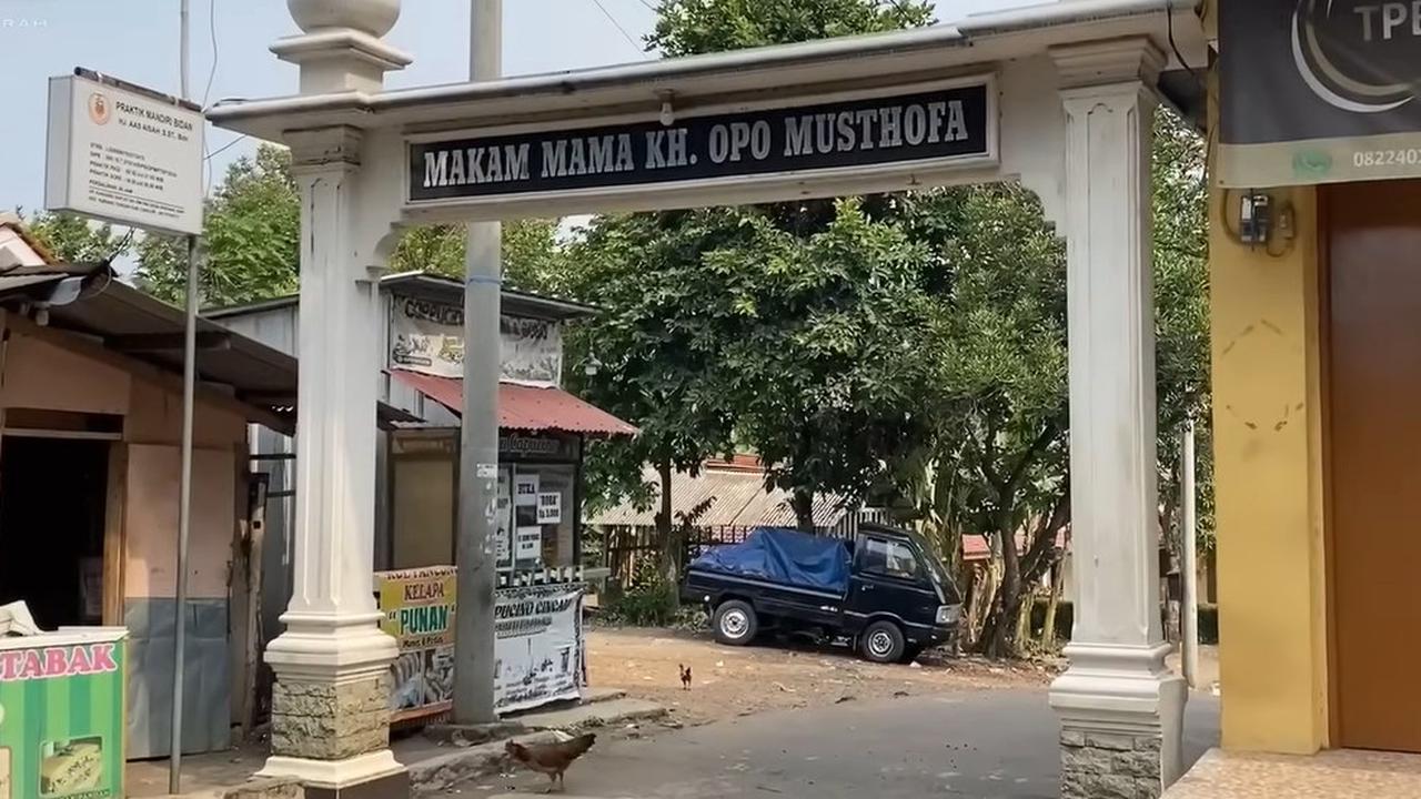 Mengenal Mama Kandang Sapi, Sahabat Seperjuangan Soekarno dari Cianjur