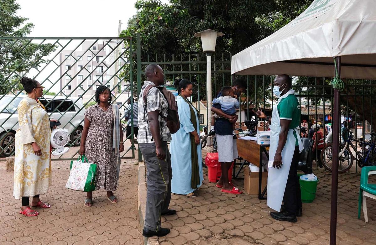 FOTO: WHO Tetapkan Wabah Ebola di Kongo dan Uganda sebagai Darurat Global