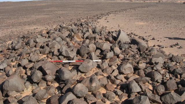 Batu Misterius di Sahara