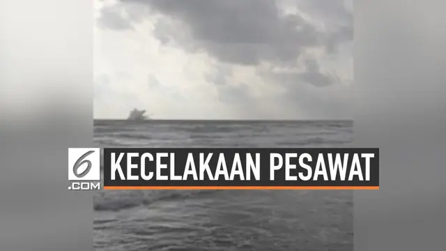 VIDEO: Rekaman Pesawat Jet Hantam Laut Spanyol, Pilot Tewas