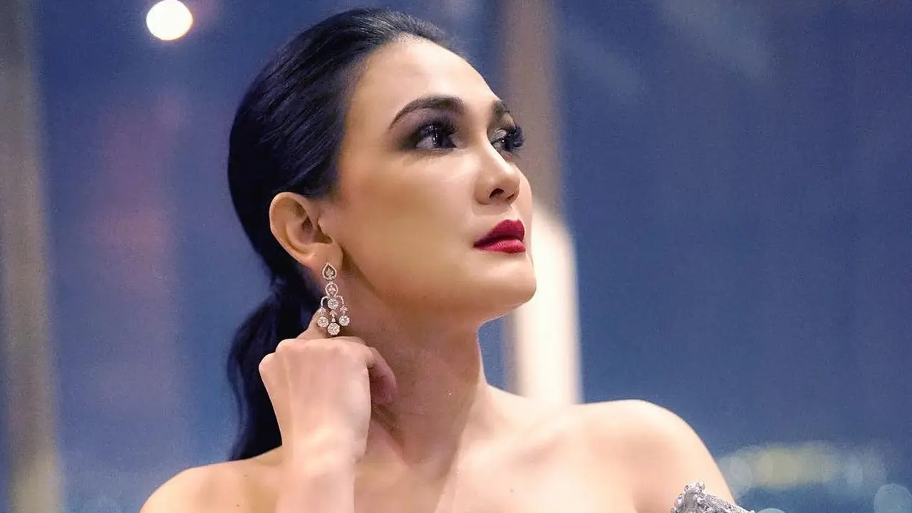 [Fimela] Luna Maya
