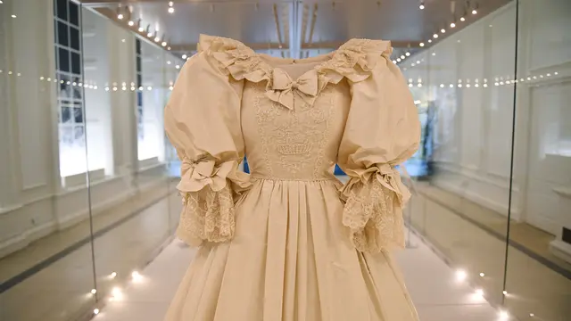 Pameran Gaun Pengantin Putri Diana di Istana Kensington