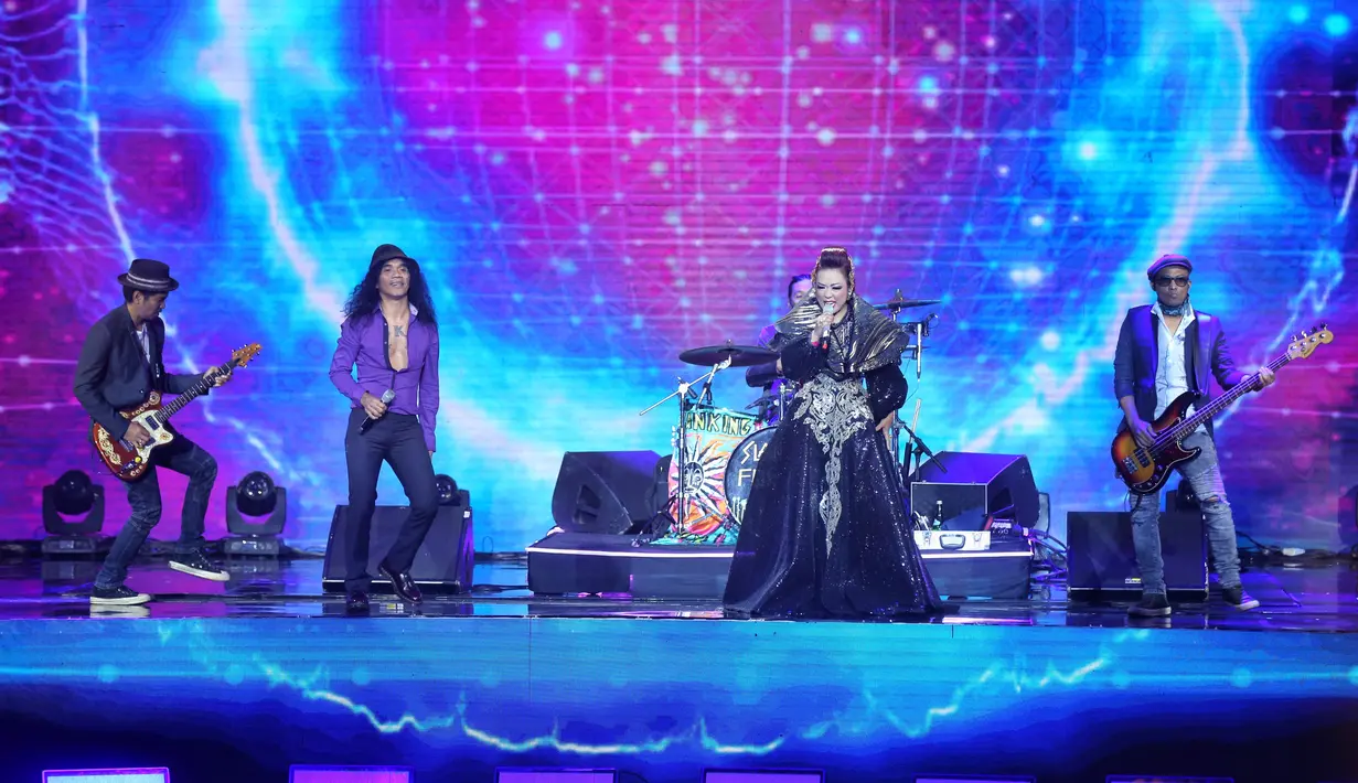 Slank dan Soimah HUT Indosiar ke-25 (Adrian Putra/Fimela.com)