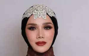 Potret Detail Dress Mulan Jameela di Intimate Dinner
