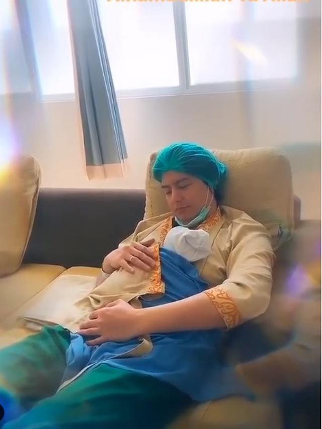 Cut Meyriska Melahirkan Bayi Laki-Laki, Ini 7 Momen Perjalanan Kehamilannya