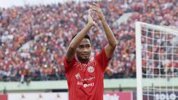 2. Ramdani Lestaluhu (Gelandang) – Pria kelahiran Tulehu ini merupakan pemain andalan Persija dalam mendobrak pertahanan lawan. Dengan kecepatannya gelandang serang itu akan membuat bek lawan kerepotan. (Bola.com/M Iqbal Ichsan)